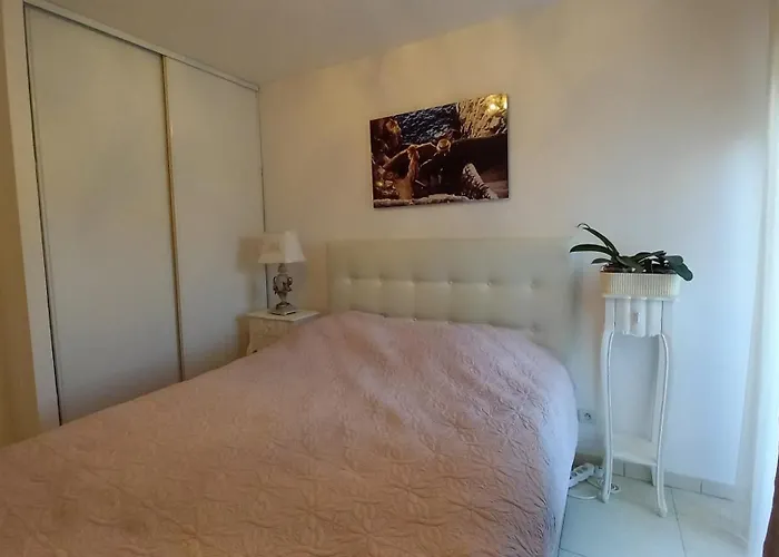 Juan Flore * Antibes